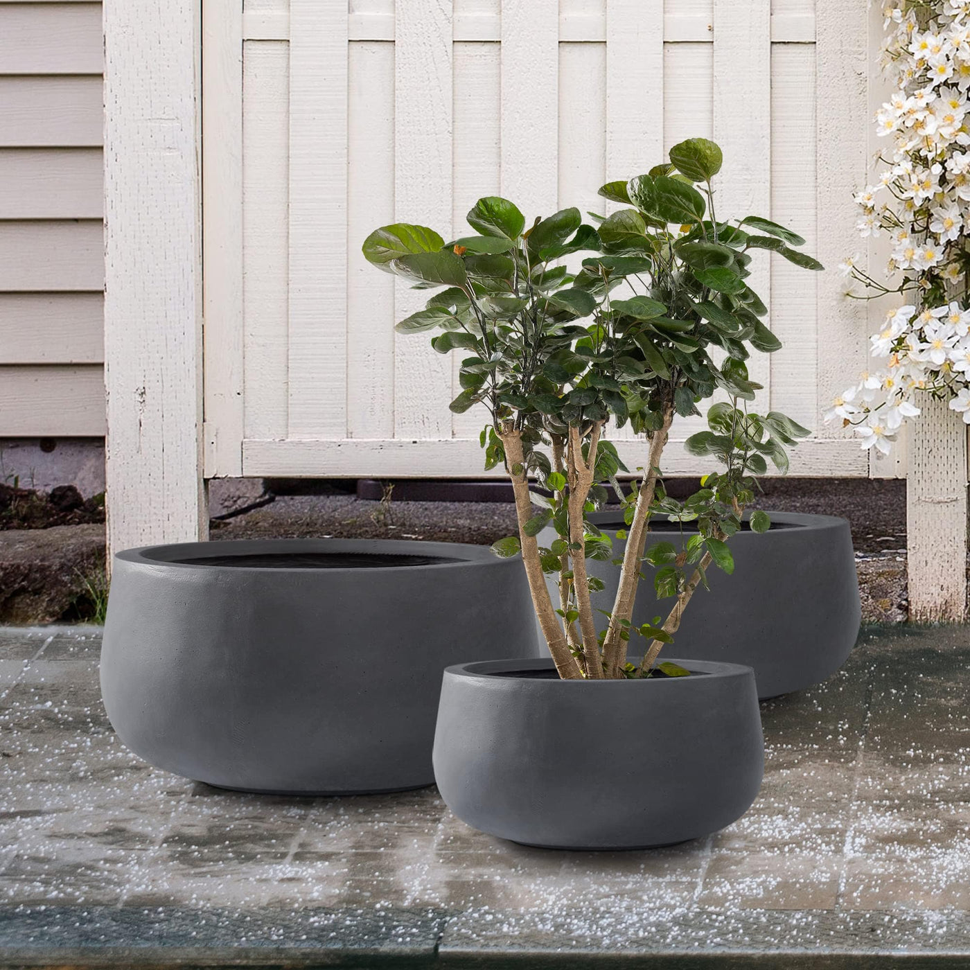 Kante Kante 19.6",15.7",11.8" Dia Round Concrete Planters Set of 3, Outdoor Indoor Garden Plant Pots with Drainage Hole and Rubber Plug, Modern Curvaceous Design, Charcoal