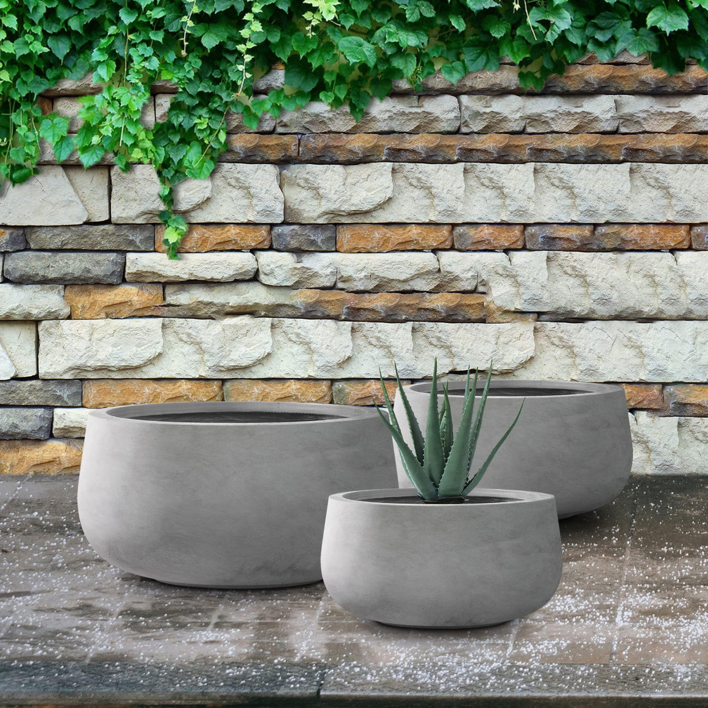 Kante Kante 19.6",15.7",11.8" Dia Round Concrete Planters Set of 3, Outdoor Indoor Garden Plant Pots with Drainage Hole and Rubber Plug, Modern Curvaceous Design, Natural Concrete