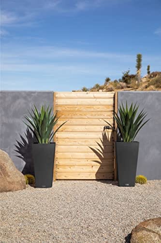 Veradek Veradek V-Resin Indoor/Outdoor Taper Planter, Set of 2 (30 inch, Black)